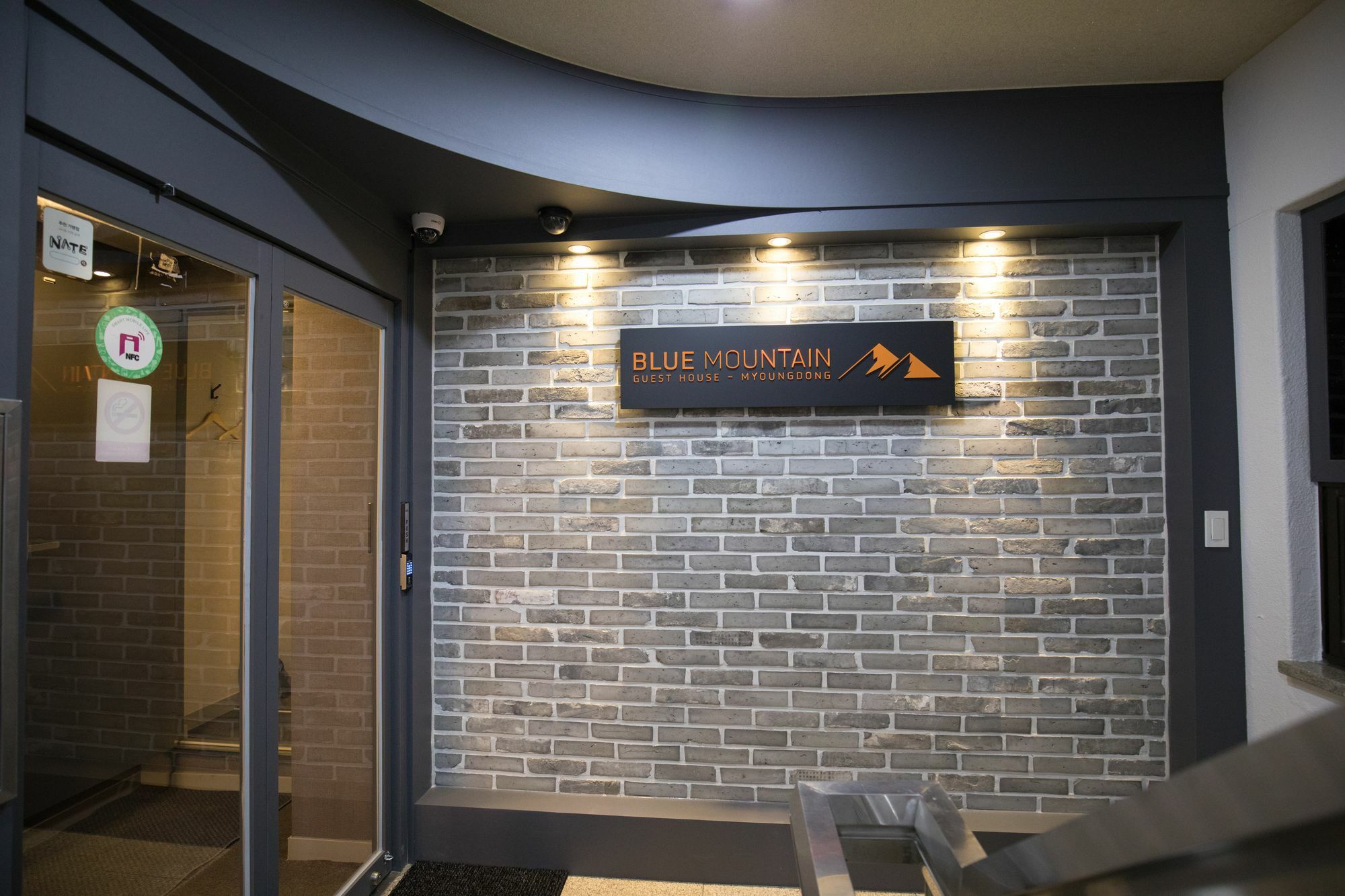 Blue Mountain Myeong-Dong Otel Seul Dış mekan fotoğraf